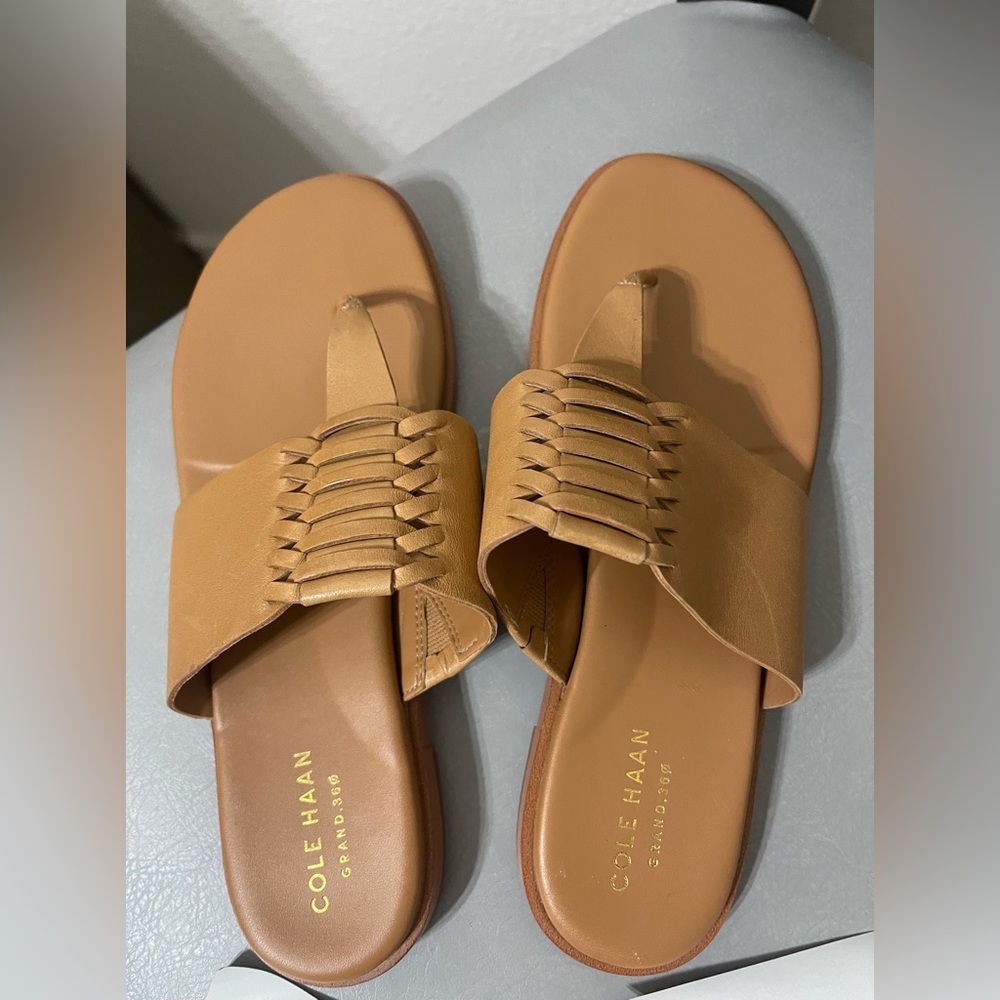 EUC Cole Haan Women's Felix Grand Thong Sandal